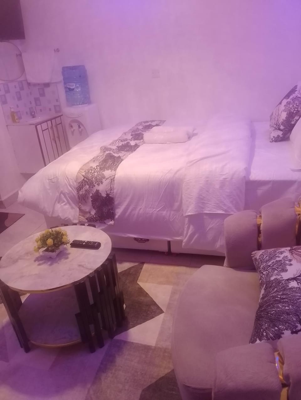 Photo of the whole room