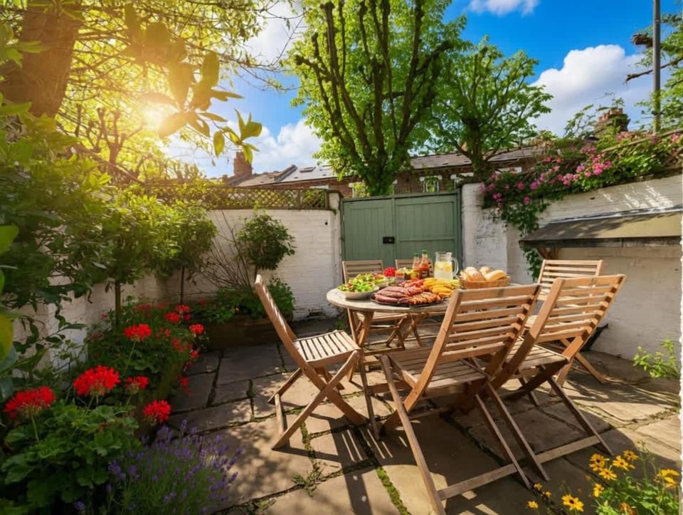 Newly refurbished House sleeps 5 Bed and Breakfast in London