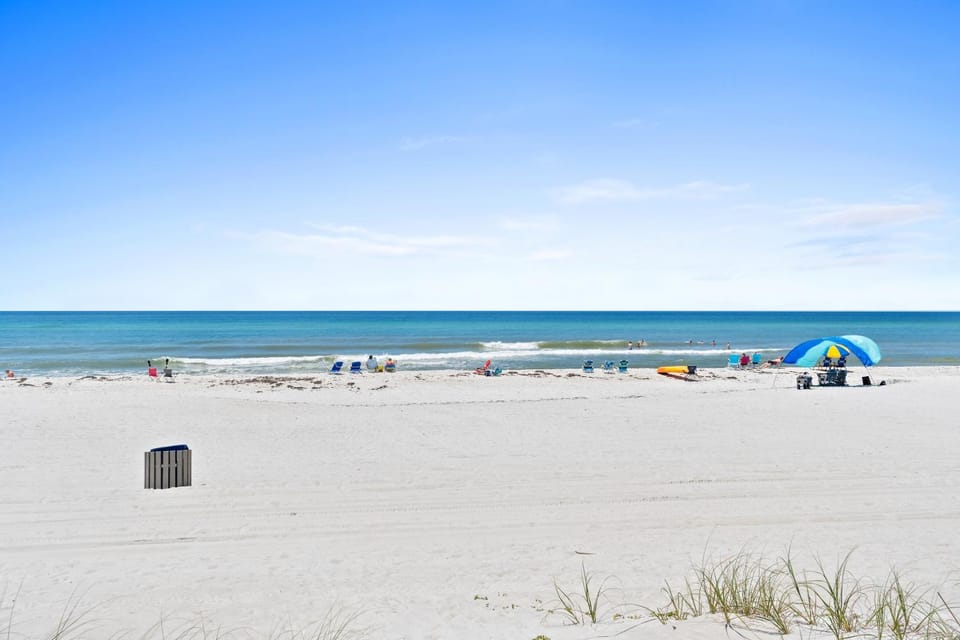 Day, Natural landscape, Beach, Sea view, sunbed