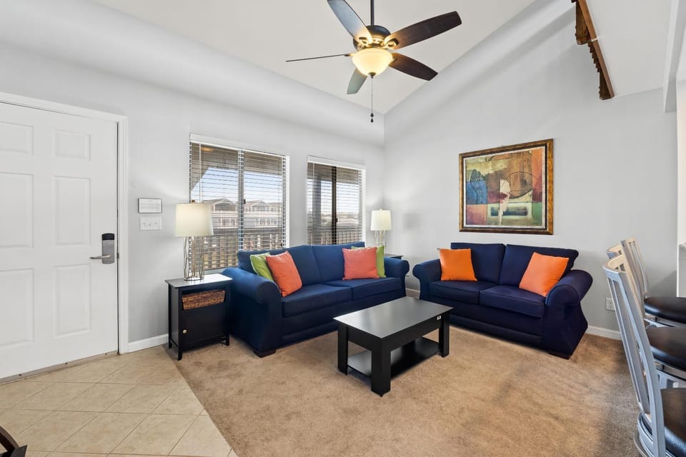 Living room, Seating area, fireplace