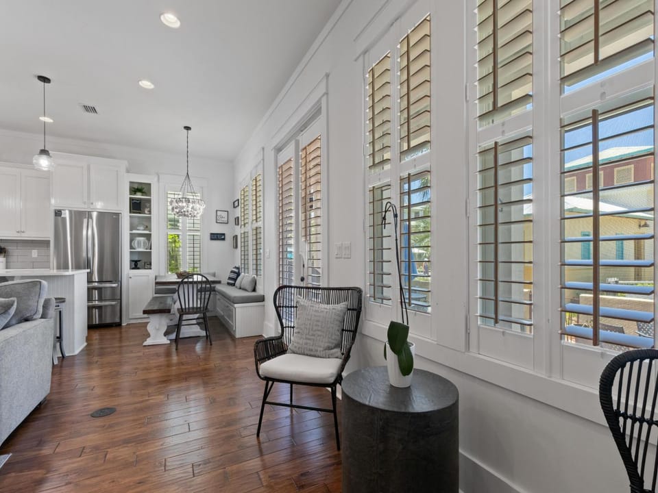 Living room, Seating area, Street view, furniture