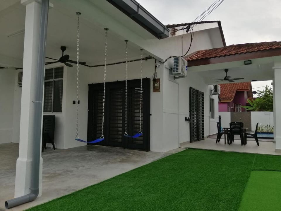 casa610 HOMESTAY PD House in Port Dickson