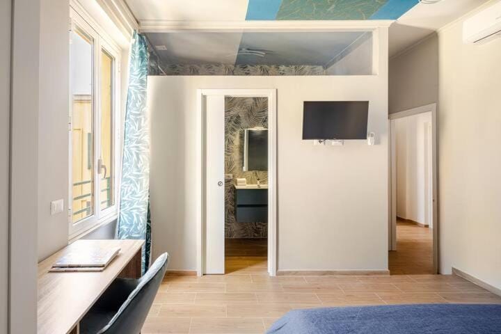Bathroom, Bedroom