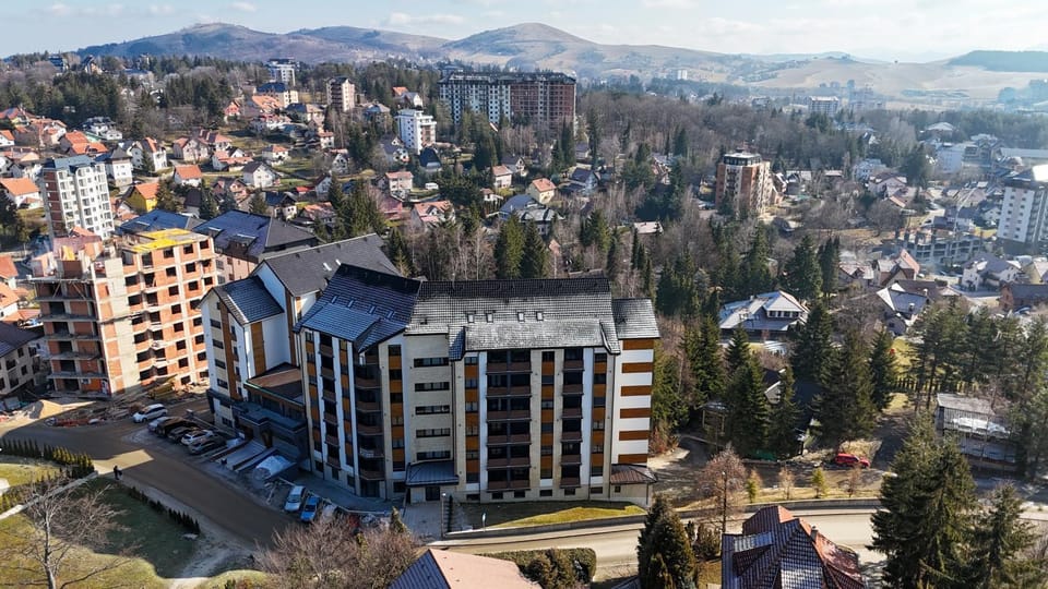 Property building, Natural landscape, Bird's eye view
