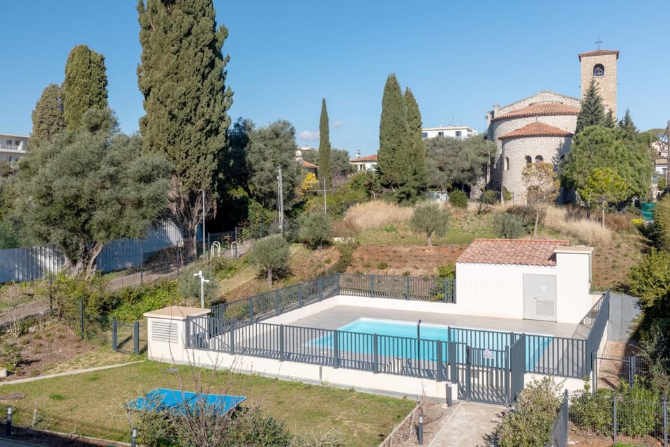 Pool view