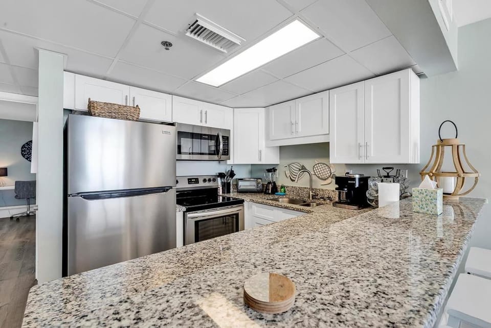 Newly Remodeled Ocean View 2 BR Condo! Sand Dunes1147 and 1148 House in Myrtle Beach