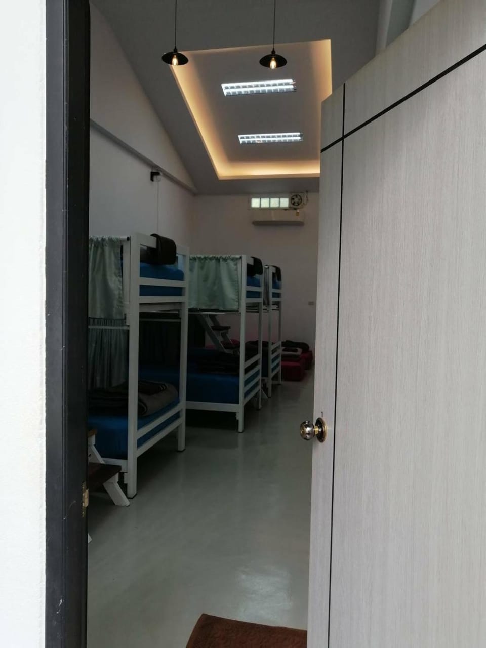 Bedroom, bunk bed