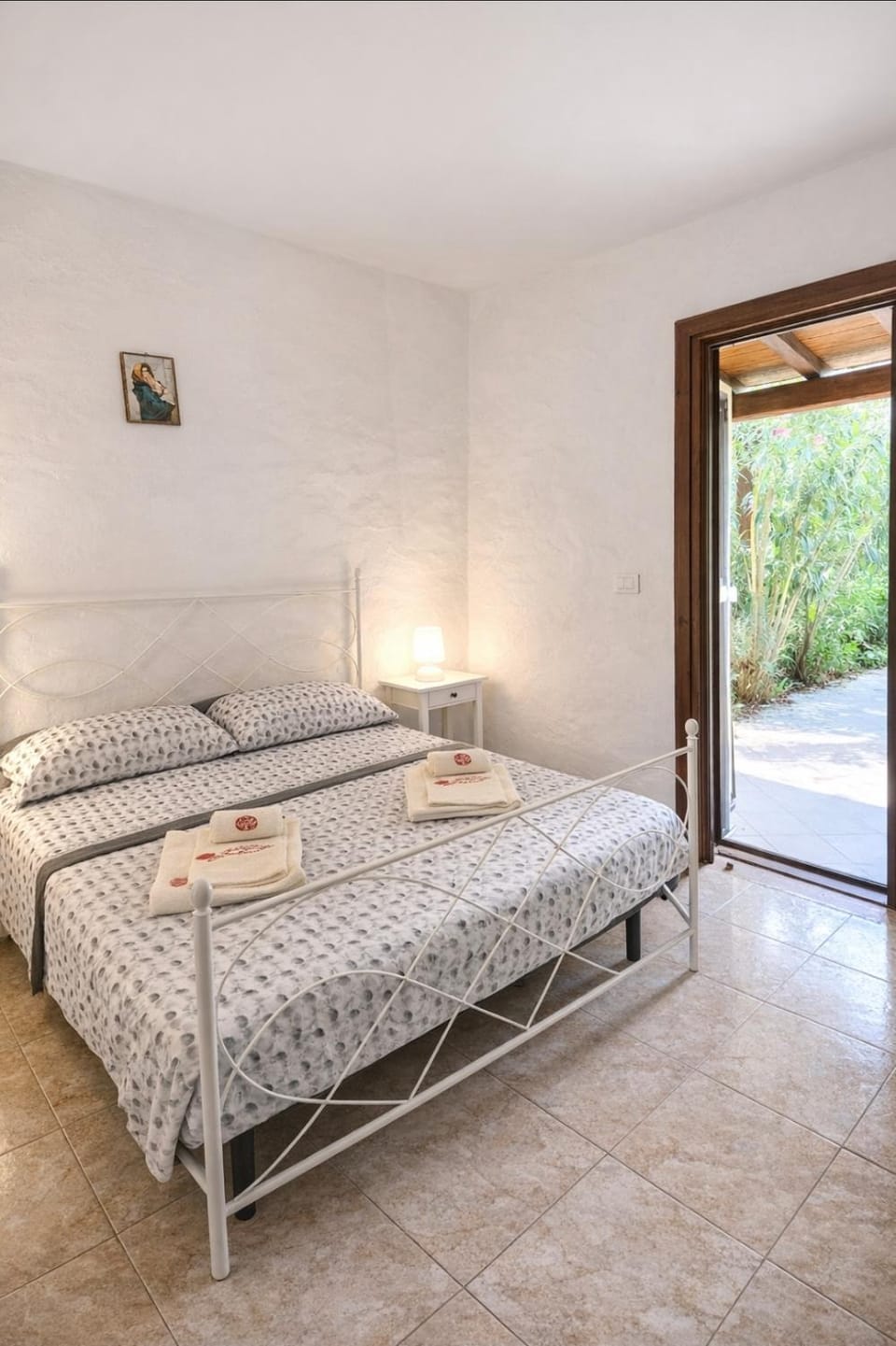 Mores' Home -Shared Pool- Apartment in Sardinia