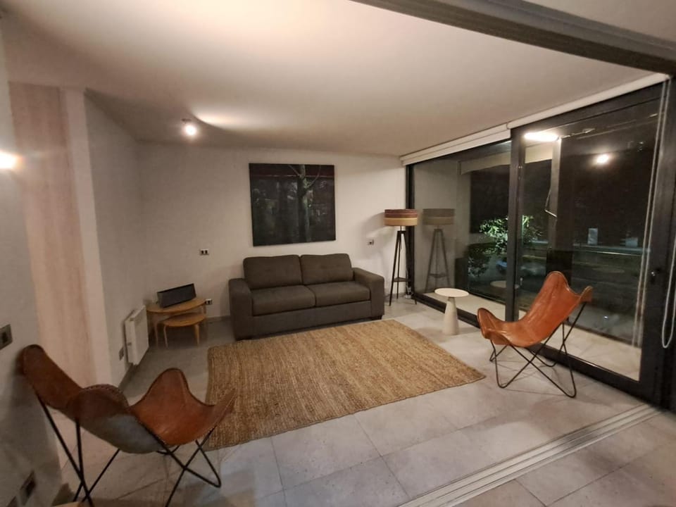 Dpto Av Las Condes lado Mall Sport Apartment in Las Condes