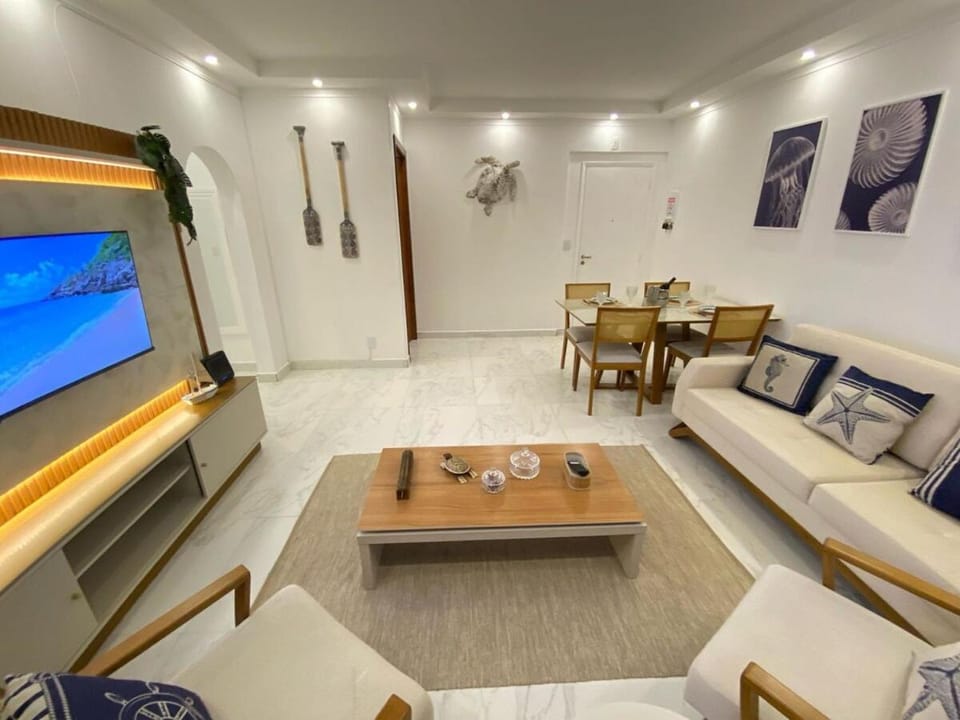 Belissimo apto beira-mar Tombo e Asturias Apartment in State of São Paulo