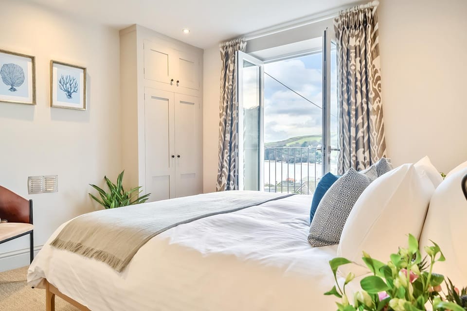Bed, Natural landscape, View (from property/room), Bedroom, River view, wardrobe