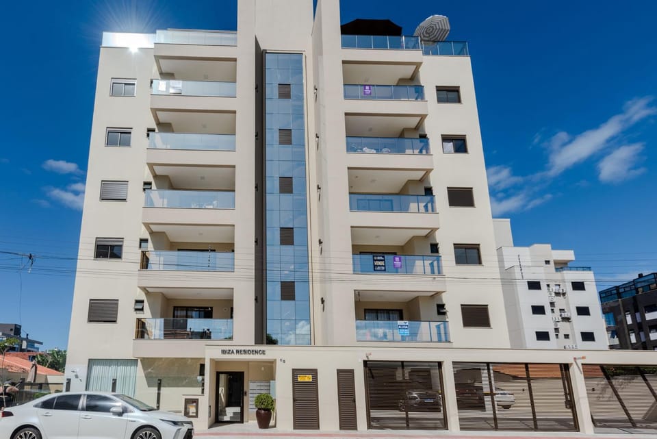 Property building, Location