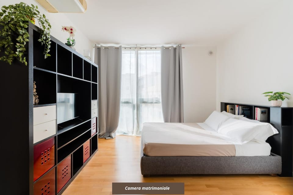 Bed, TV and multimedia