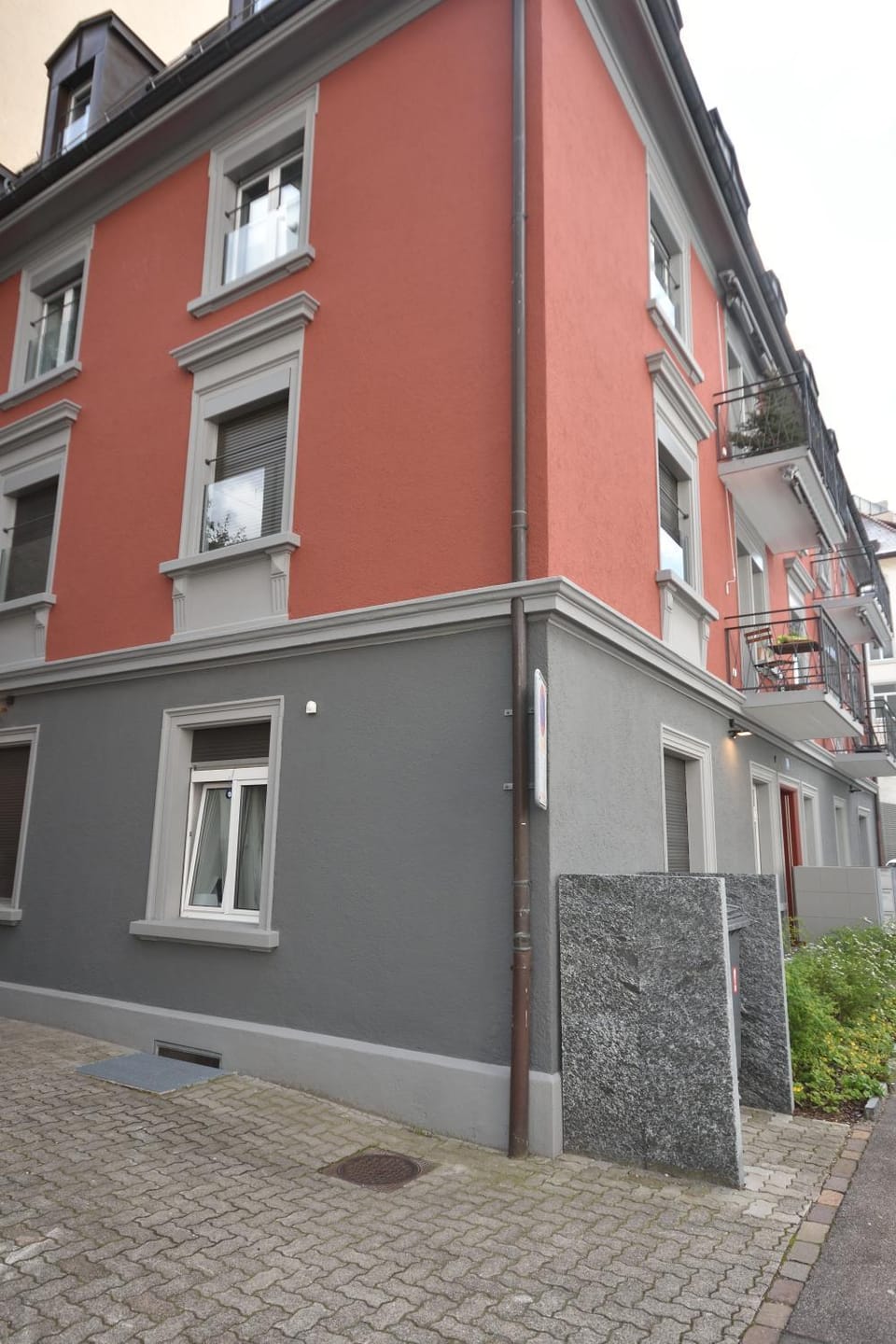 Cozy studio near main station - Color 2 Apartment in Zurich City