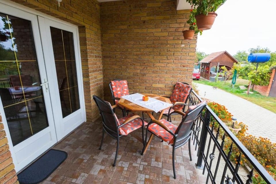 Joli Guesthouse Apartment in Hungary