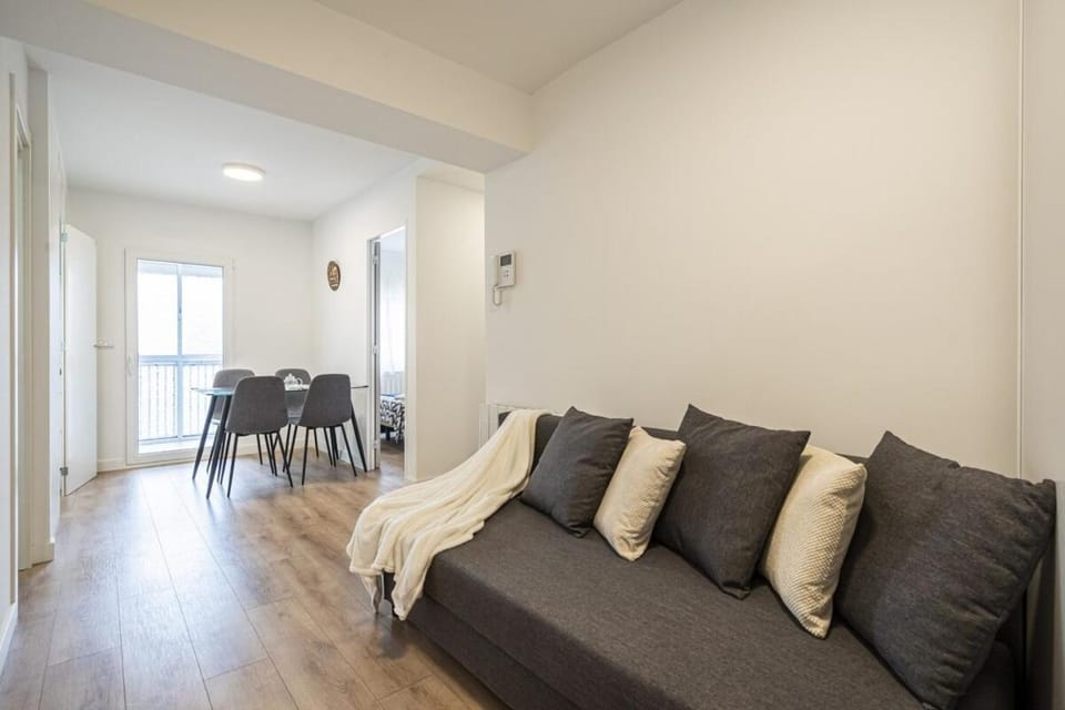 For You Rentals Apartamento La Vaguada 2 rooms Madrid Temporal PMO102 Apartment in Madrid