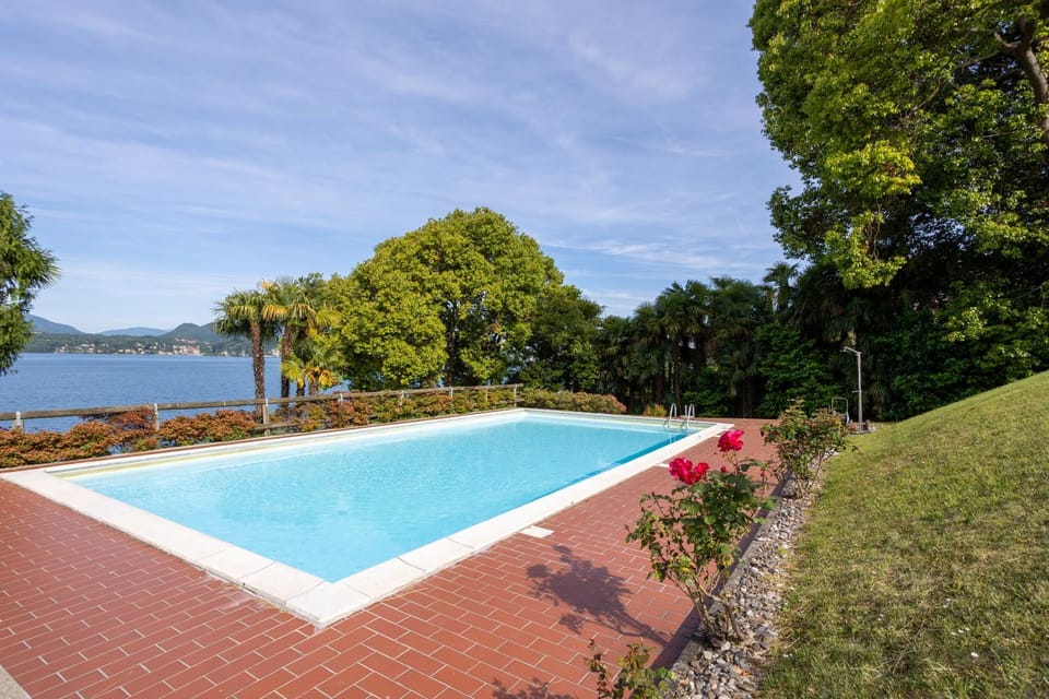 Day, Natural landscape, Garden, Garden view, Lake view, Pool view, Swimming pool