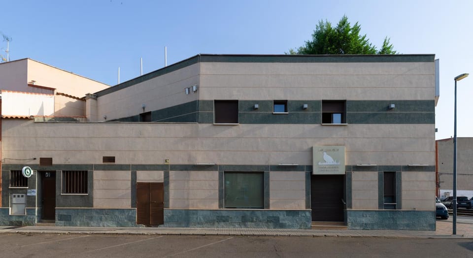 Property building, Facade/entrance