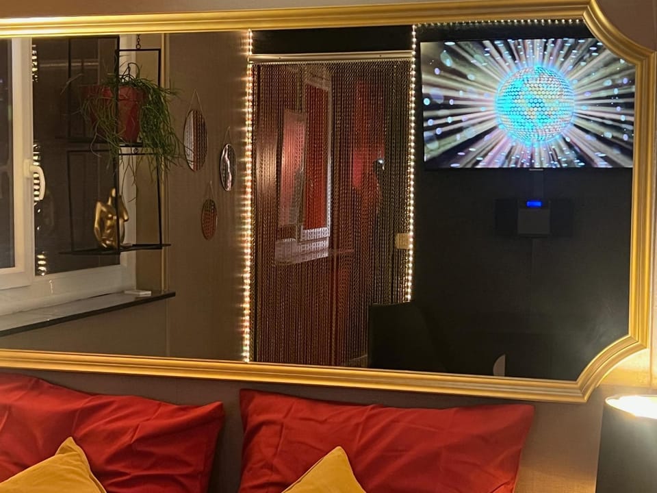 50 Nuances de Parenthèses Love hotel in Auvergne-Rhône-Alpes