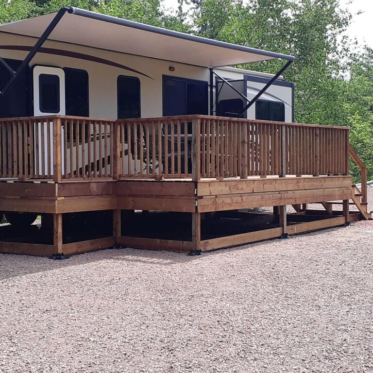 Property building, Patio