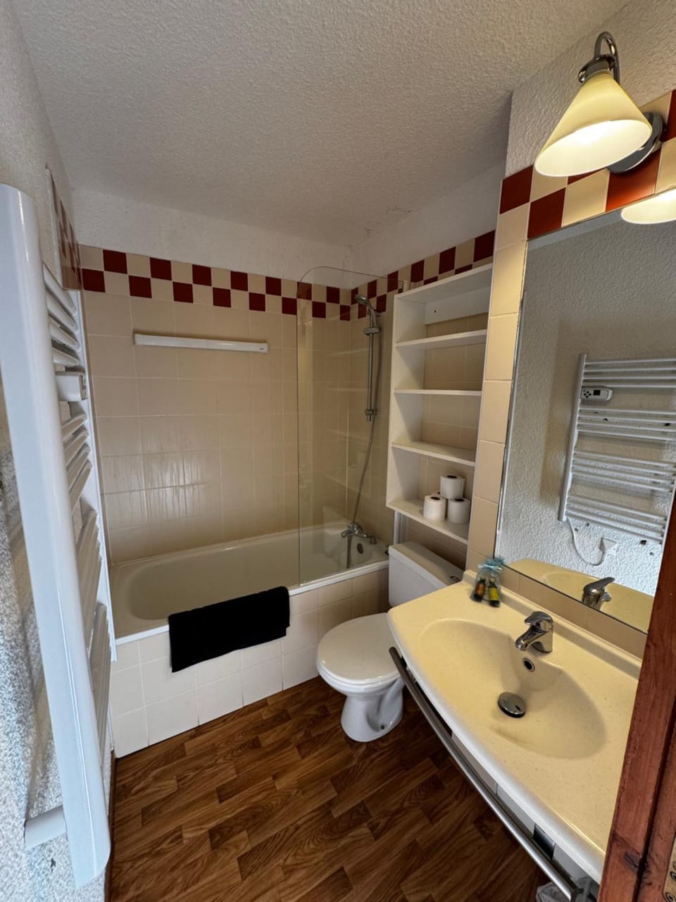 Toilet, Bath