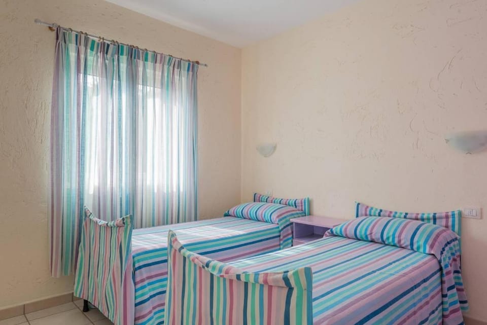 Relaxing BaiaDeBahas 2BedApt T6 sleeps 6 persons Apartment in Sardinia