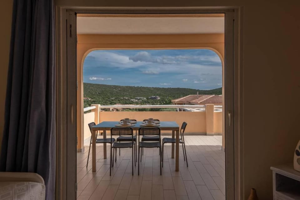 Relaxing BaiaDeBahas 2BedApt T6 sleeps 6 persons Apartment in Sardinia