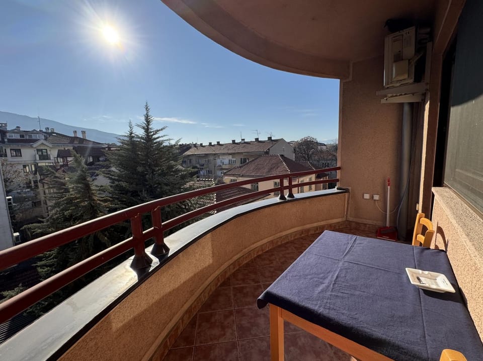 Property building, Balcony/Terrace