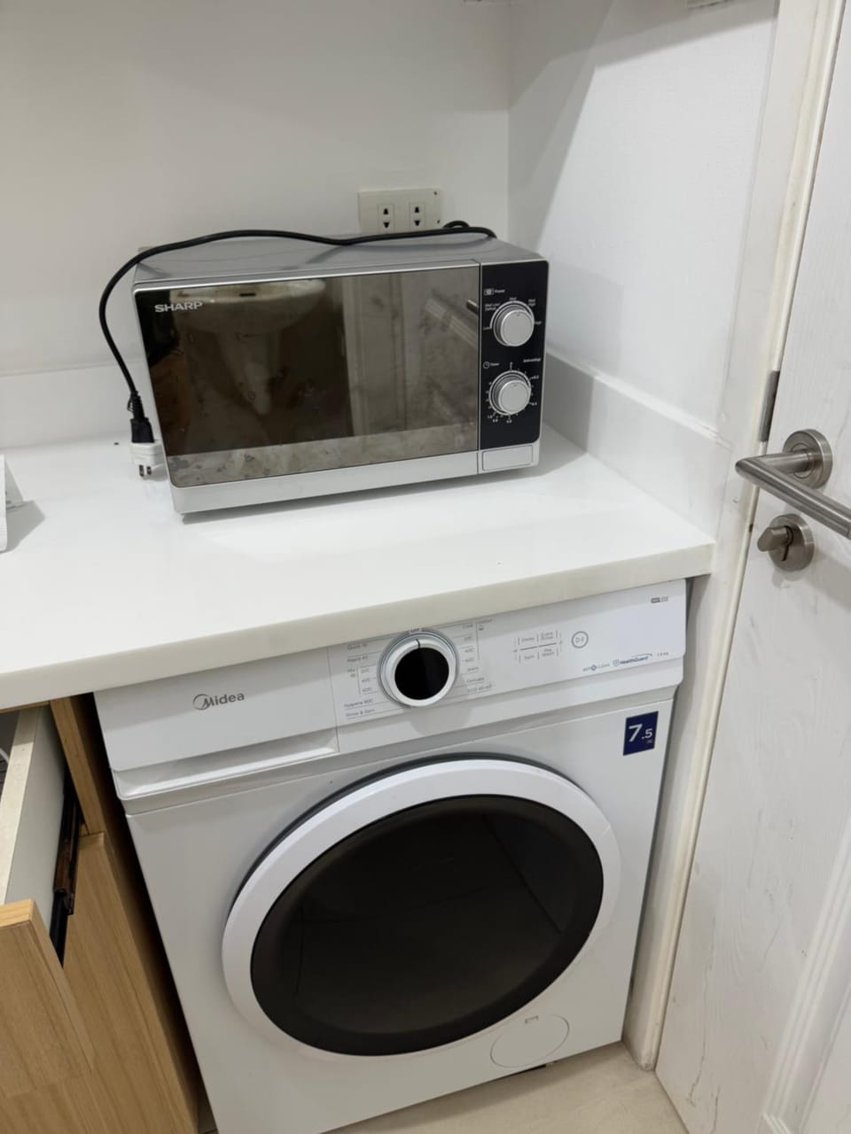 Studio Type Condo Staycation Apartment hotel in Quezon City