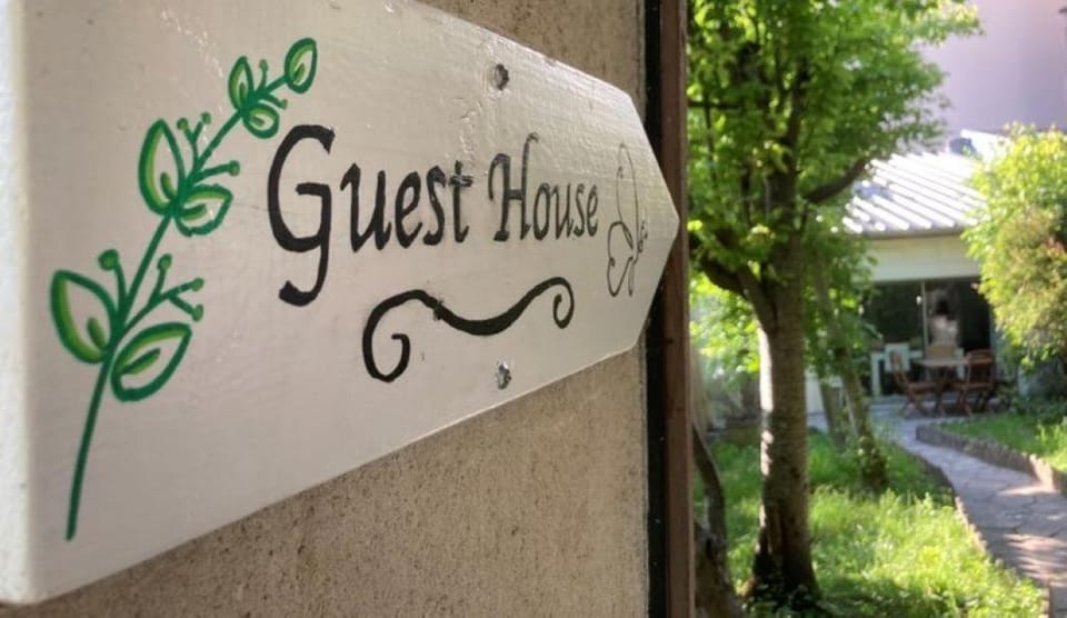 Maison avec vue sur Paris et la Tour Eiffel House in Saint-Maur-des-Fossés