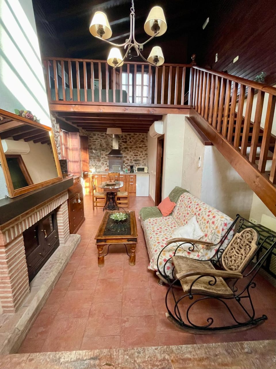 Kitchen or kitchenette, Living room, Seating area, Dining area, fireplace
