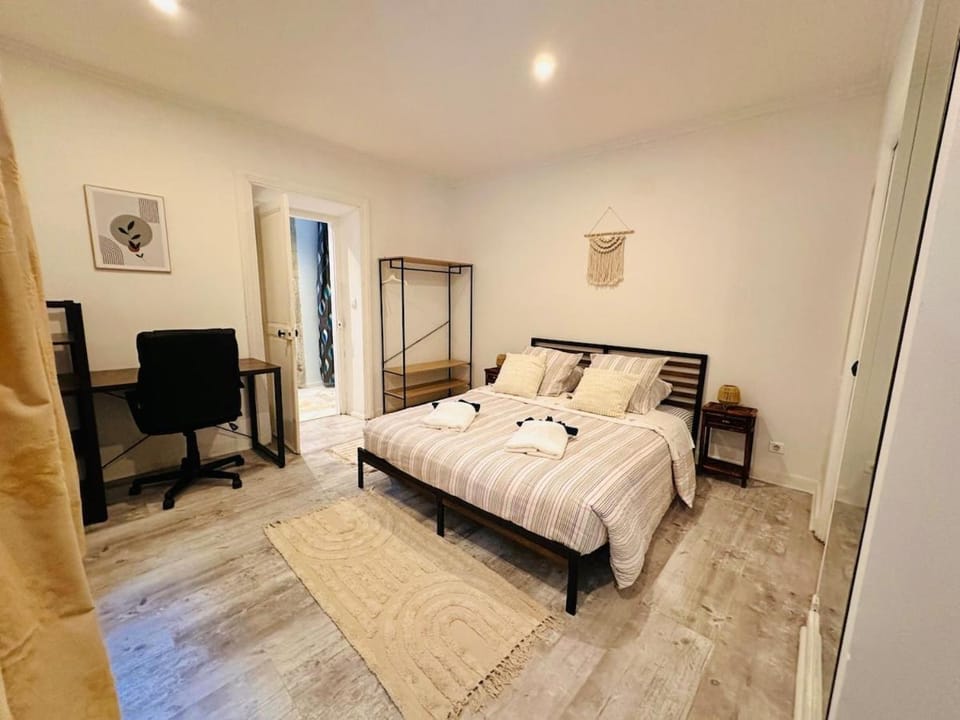 Bed, People, Bedroom