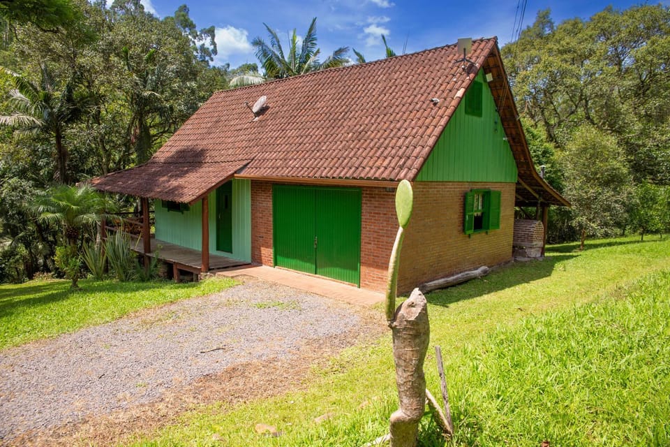 Property building, Natural landscape, Garden, Garden view