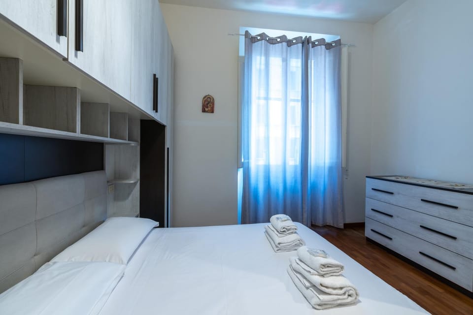 9 Min San Marco Garden Suite with AC Apartment in Florence
