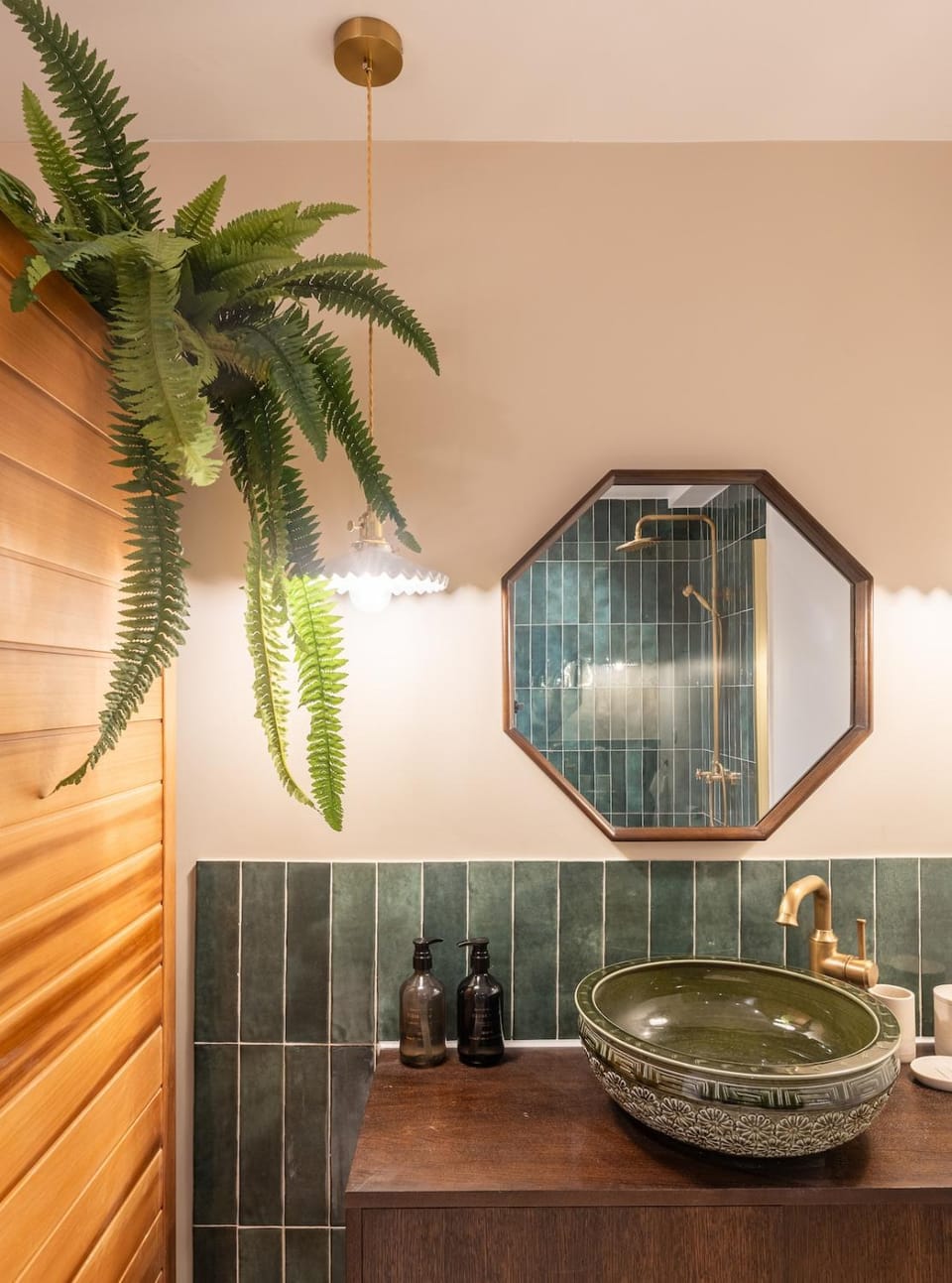Parisian duplex in Marais with sauna Apartment in Paris