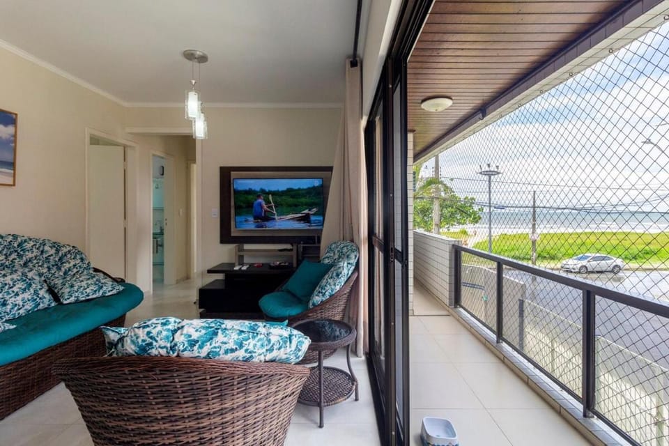 Natural landscape, TV and multimedia, View (from property/room), Balcony/Terrace, Living room, Seating area, Sea view