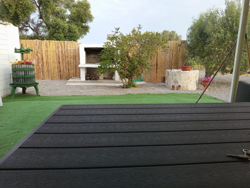 Property building, BBQ facilities, Garden view