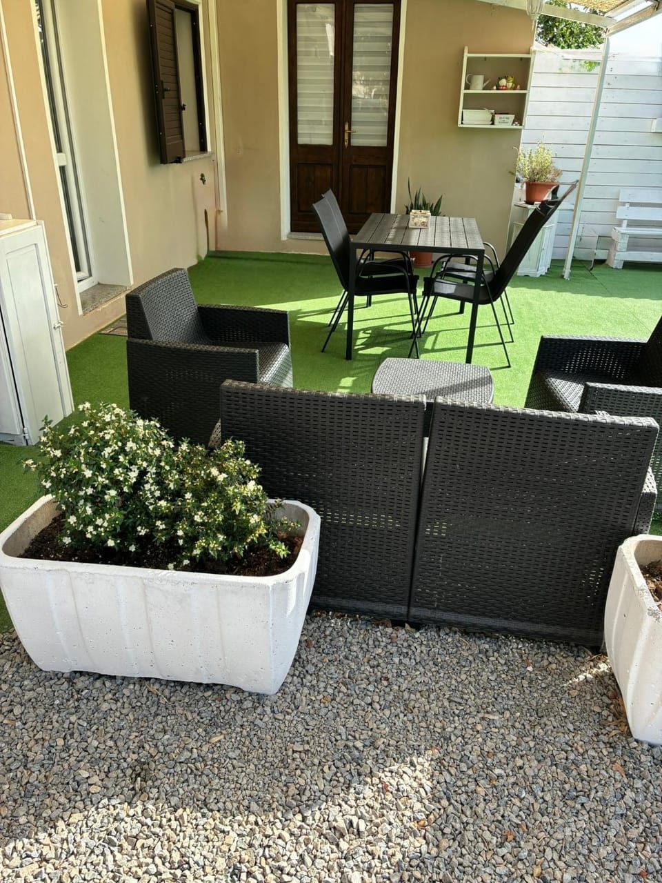 Day, Garden view