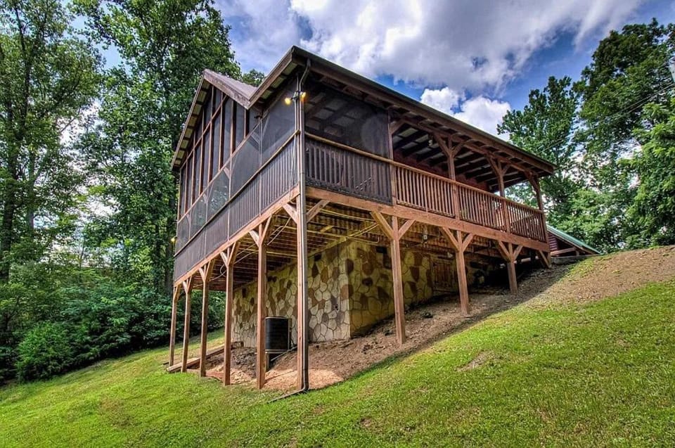 Property building, Balcony/Terrace