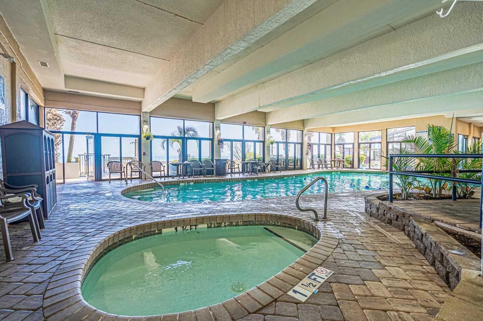 Compass Cove 759 - Oceanfront House in Myrtle Beach