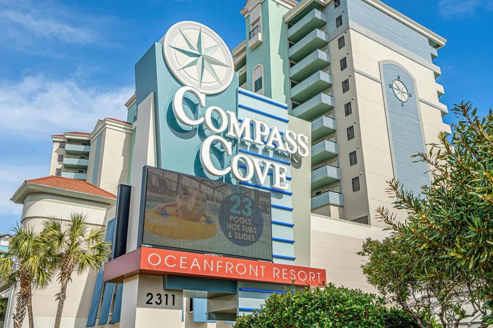 Compass Cove 759 - Oceanfront House in Myrtle Beach