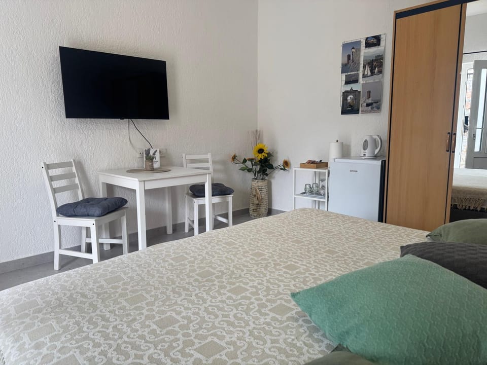 Room Maro Apartment in Lika-Senj County