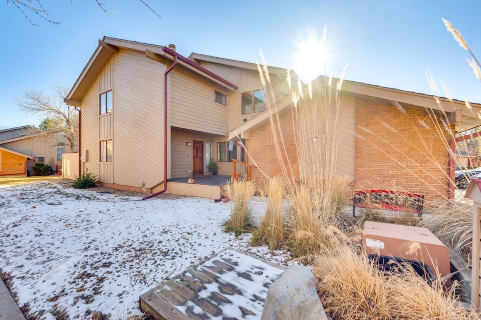2 Mi to CU Boulder: Townhome w/ Private Deck! House in Boulder