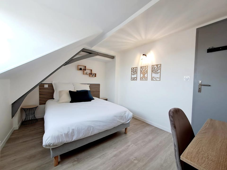 Bed, Bedroom