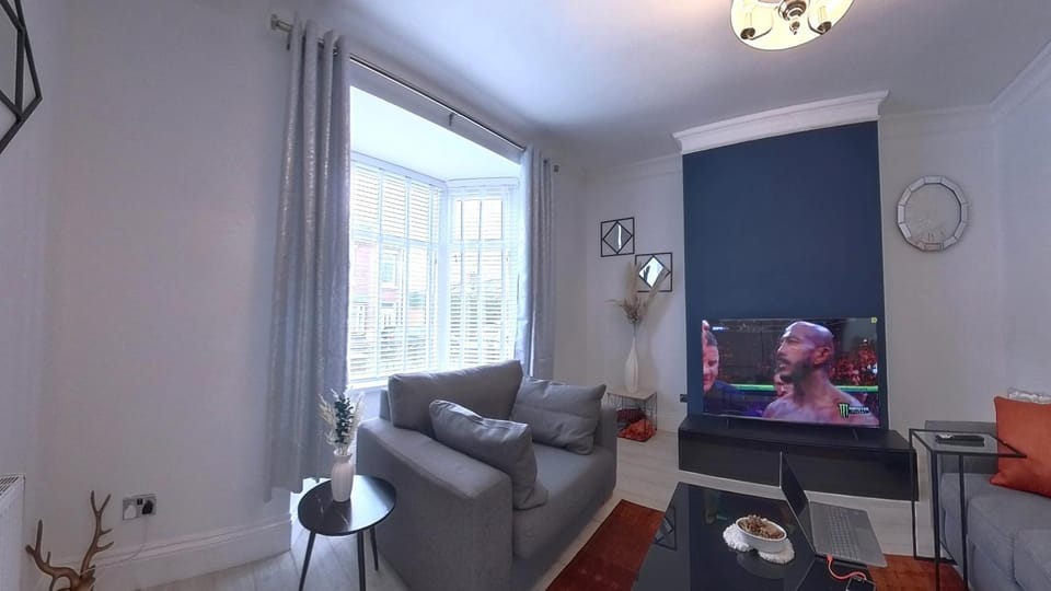 TV and multimedia, Living room, Seating area