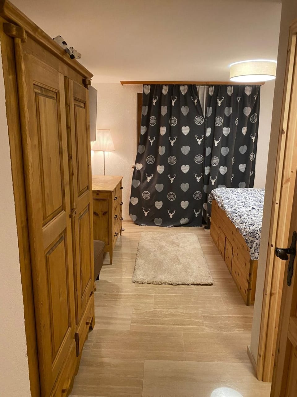 Erdgeschosswohnung, Sitzplatz, Garten, Nichtraucher Apartment in Saanen