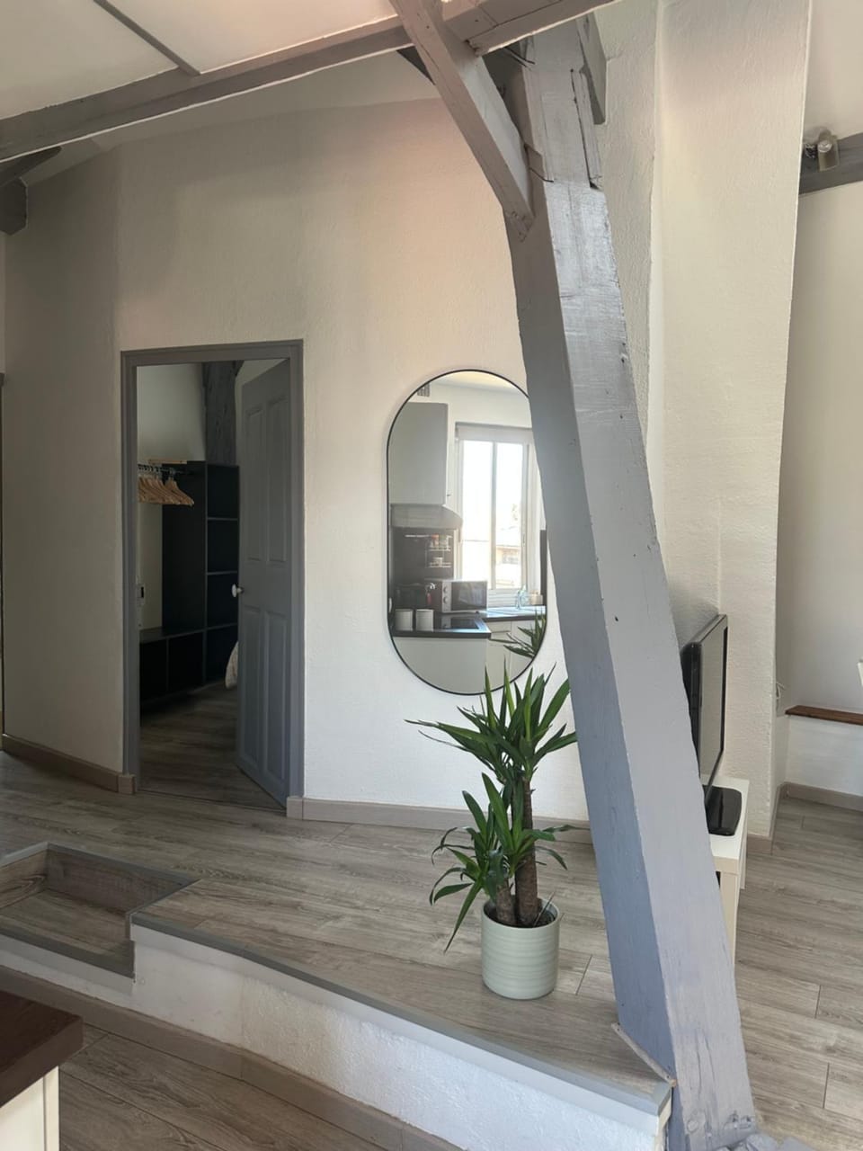 Charmant appartement intra-muros Apartment in Avignon