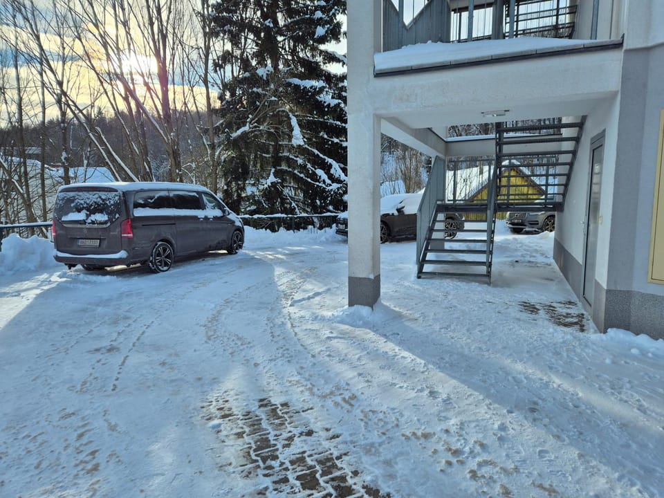 Apartmán Alfa pod sjezdovkou Apartment in Lower Silesian Voivodeship