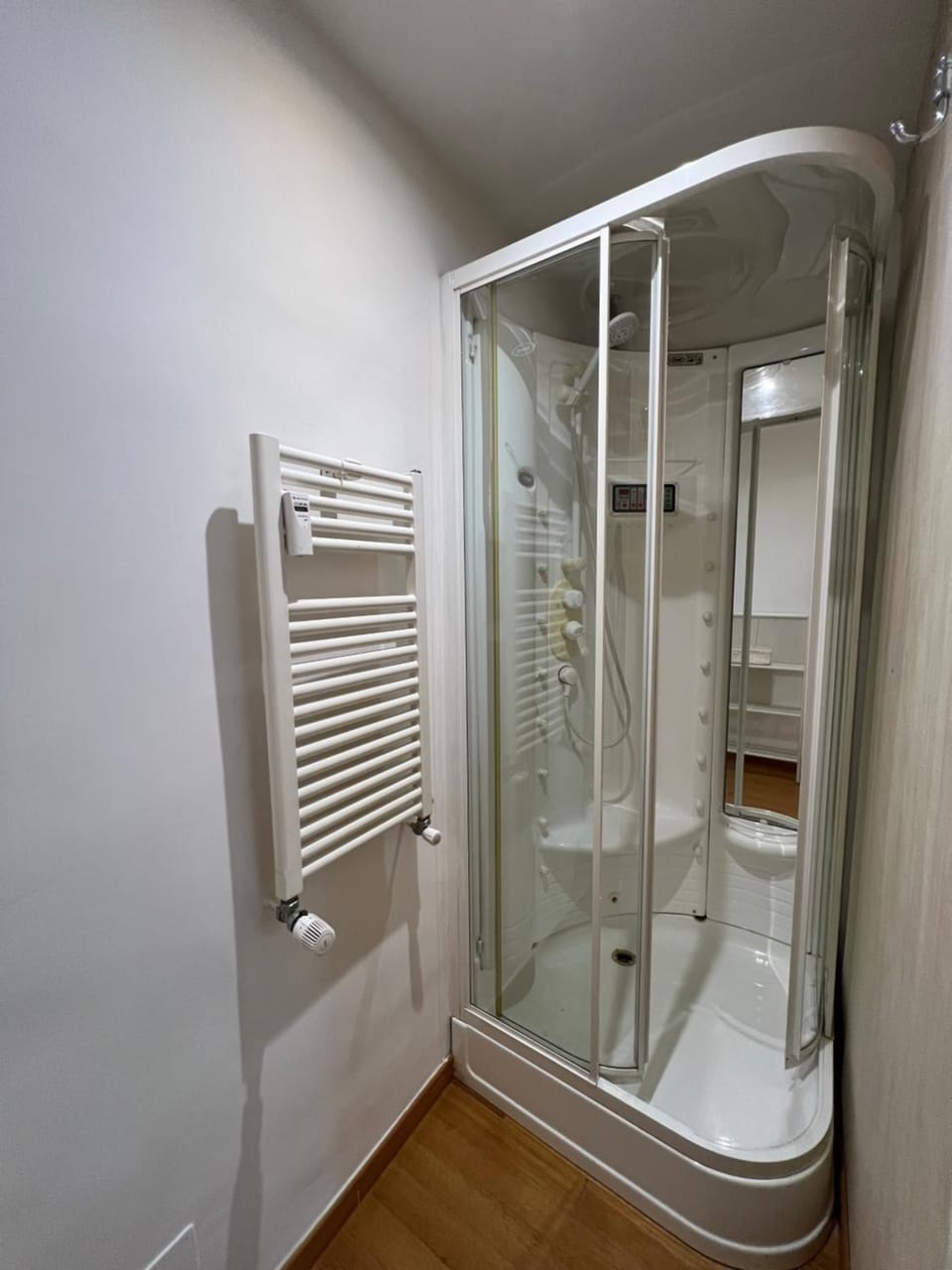 Shower, Toilet, Hot Tub