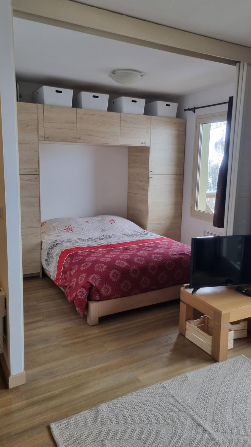 T2, Proche centre, parking privée Apartment in Isola
